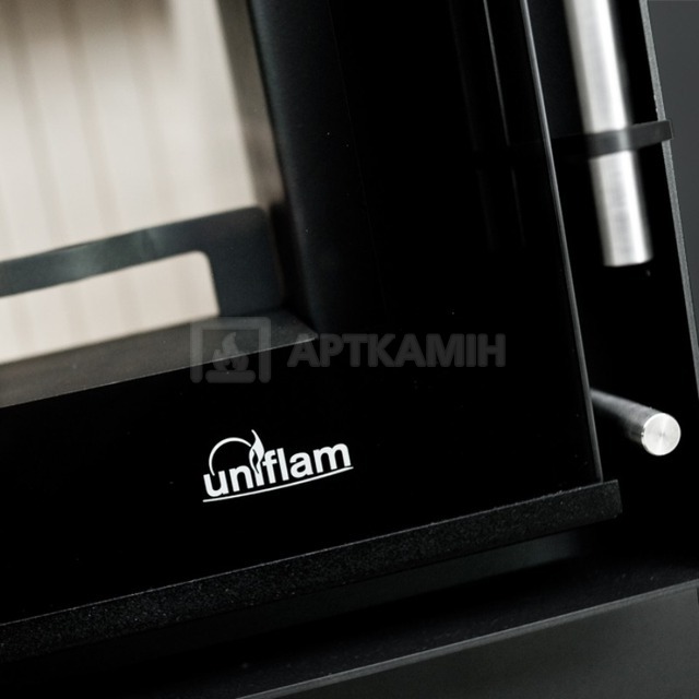 Камінна топка Uniflam 860 EVO LBS з роздільним склом. Фото 4